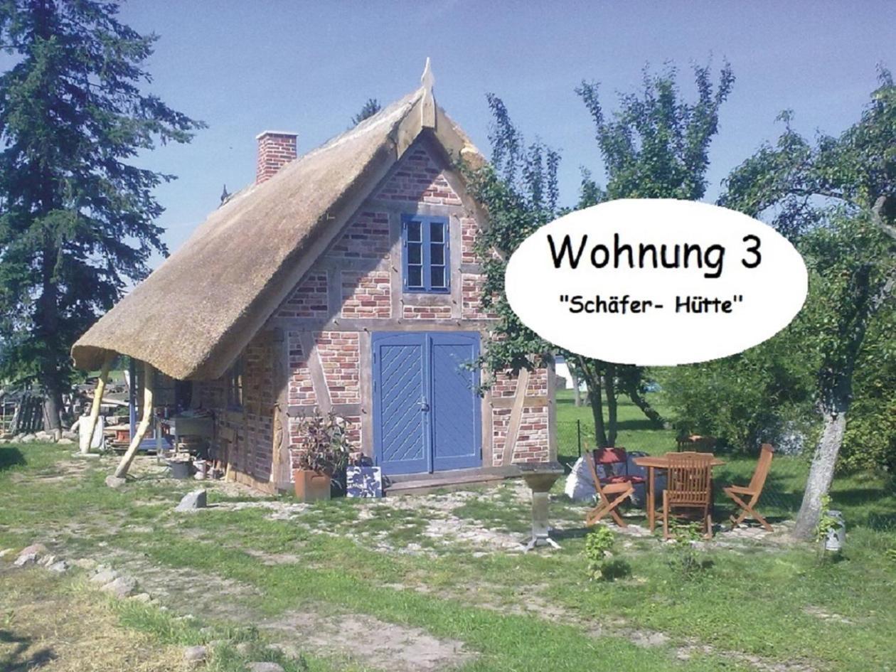Апартаменты Alte Schule Ludwigsburg Loissin Номер фото