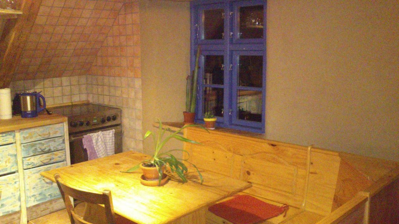 Апартаменты Alte Schule Ludwigsburg Loissin Экстерьер фото